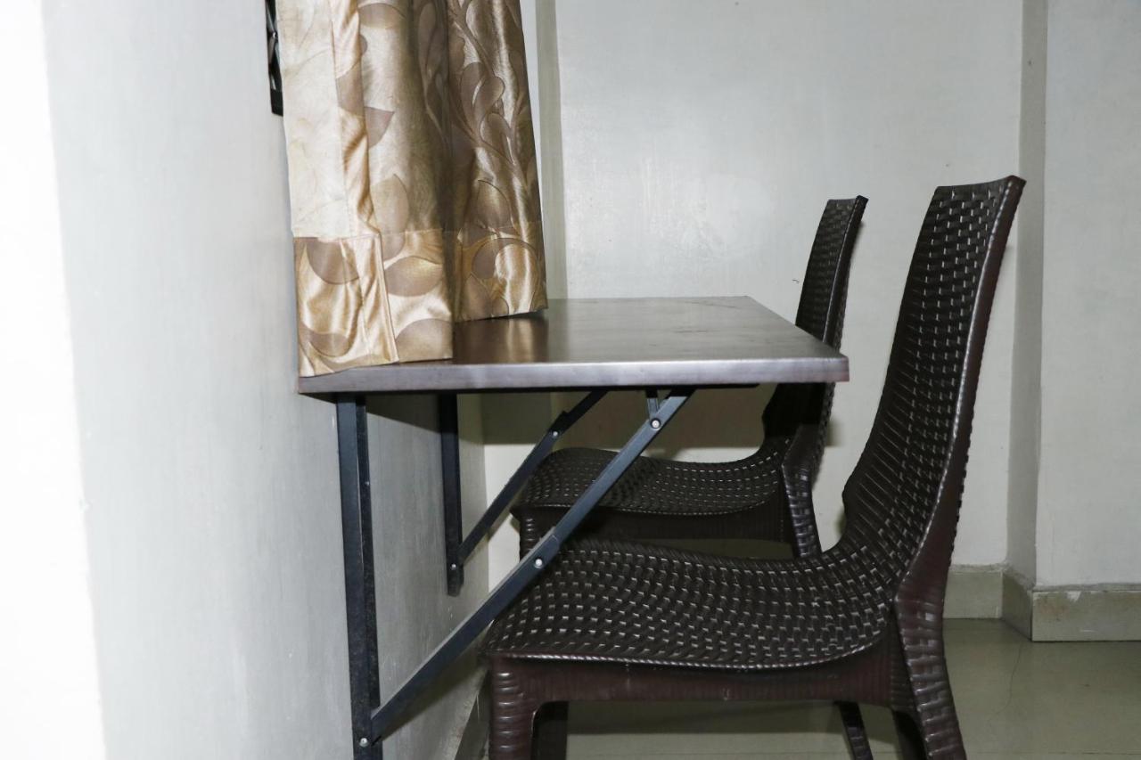 S4 Residency Hotel Madras Buitenkant foto